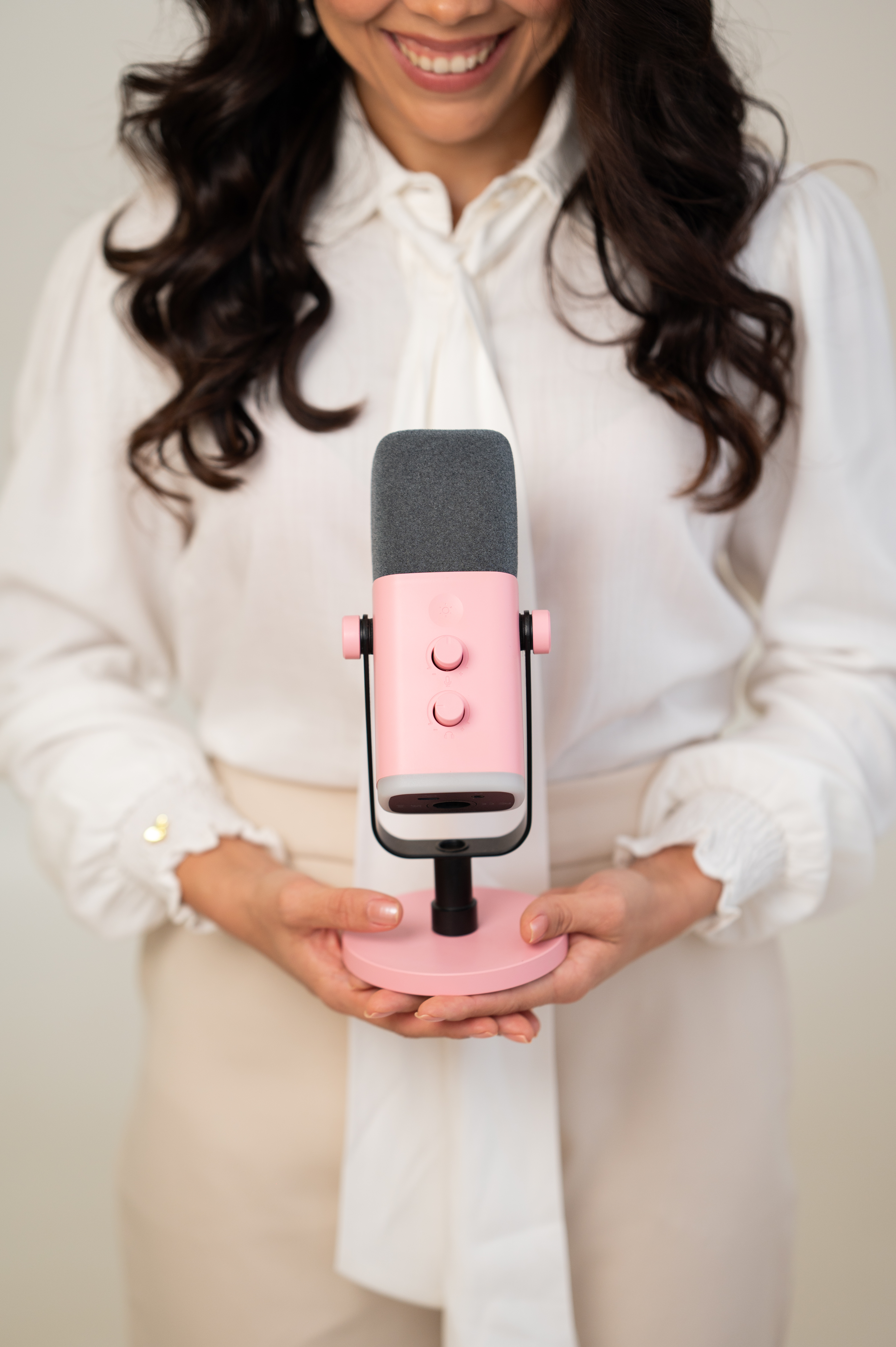 Capa do podcast No Silêncio do Corpo, com a Nutricionista Maria Paula